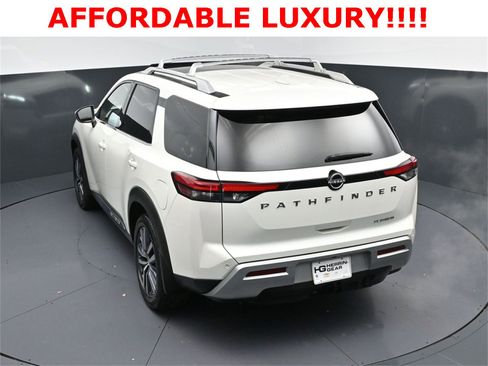 Used 2022 Nissan Pathfinder Platinum w/ Cargo Package image 36