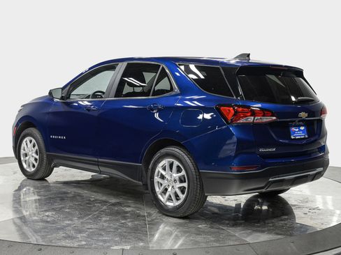 Used 2023 Chevrolet Equinox LT image 4