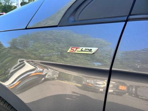 Used 2022 Ford Edge ST-Line AWD/4WD image 13