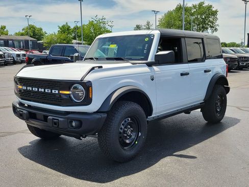 New 2026 Ford Bronco Big Bend w/ Black Diamond Package AWD/4WD image 8