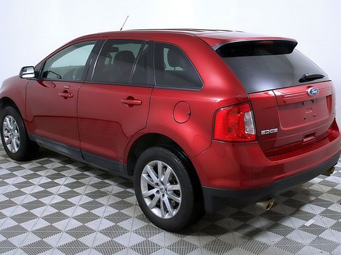 Used 2014 Ford Edge SEL w/ Equipment Group 205A image 9