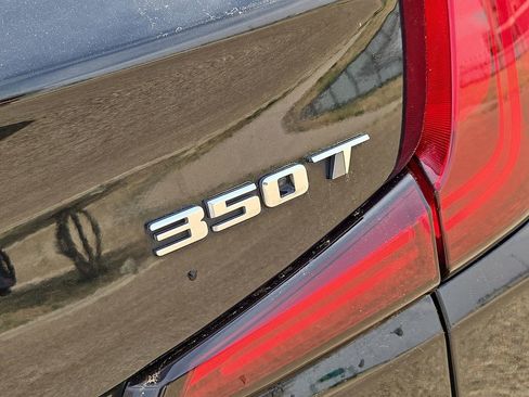 Used 2023 Cadillac XT4 Premium Luxury image 13