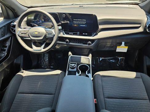 New 2026 Chevrolet Equinox LT w/ Safety and Technology Package FWD image 14