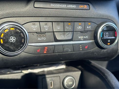 Used 2020 Ford Escape SE Sport AWD/4WD image 17