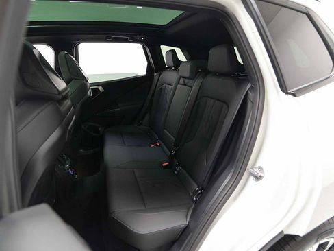 Certified 2025 BMW X3 xDrive30i w/ M Sport Package image 10