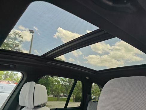 New 2026 BMW X5 sDrive40i w/ Executive Package RWD image 24