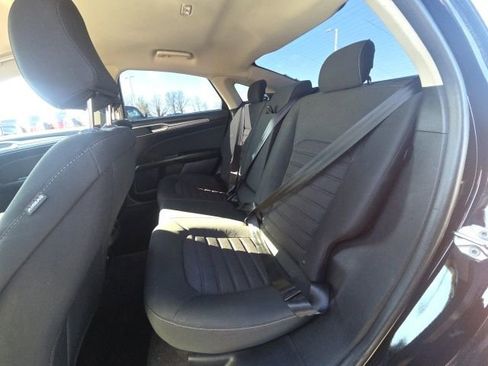 Used 2020 Ford Fusion SE image 13