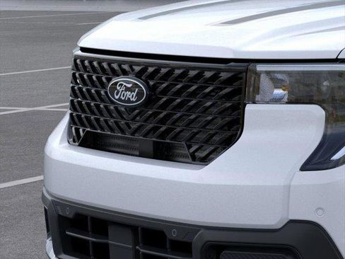 New 2025 Ford Maverick Lariat w/ Black Appearance Package image 18