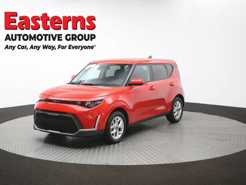 Used 2025 Kia Soul LX w/ LX Technology Package FWD image 55
