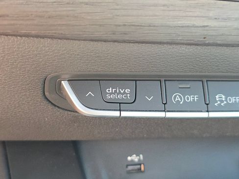 Used 2019 Audi A4 2.0T Prestige w/ Prestige Package AWD/4WD image 33