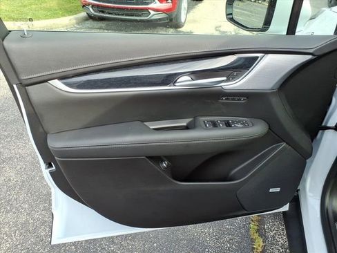 New 2025 Cadillac XT5 Premium Luxury image 26