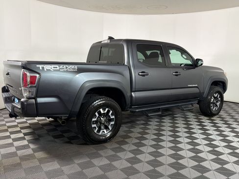 Used 2021 Toyota Tacoma TRD Off-Road w/ Technology Package AWD/4WD image 6