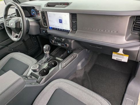 New 2025 Ford Bronco Big Bend image 20