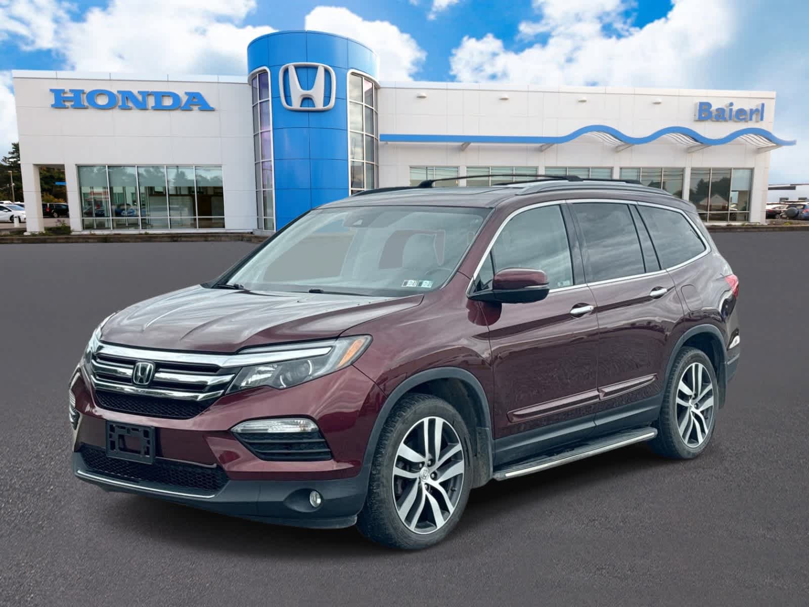 Used 2018 Honda Pilot Touring image 1