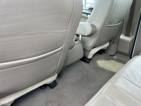 Used 2005 Ford F250 Lariat RWD image 3