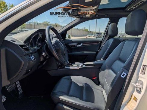 Used 2010 Mercedes-Benz C 300 Sport image 10