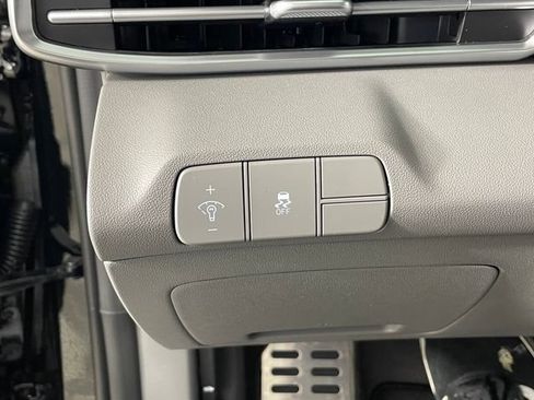 New 2026 Hyundai Elantra Sport FWD image 12