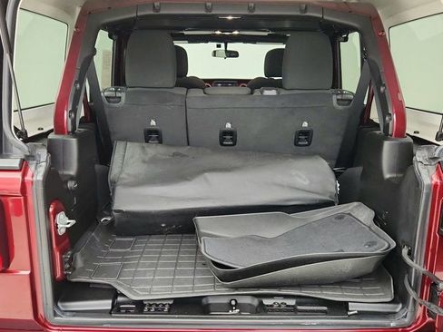 Used 2021 Jeep Wrangler Unlimited Rubicon w/ LED Lighting Group image 21