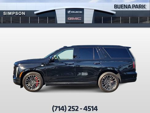 Certified 2025 Cadillac Escalade Sport Platinum AWD/4WD image 5