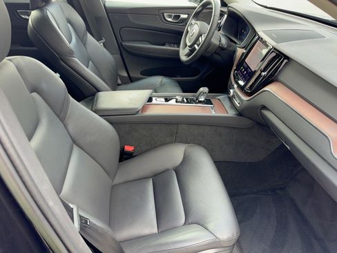 Used 2023 Volvo XC60 B5 Plus w/ Protection Package Premier FWD image 30