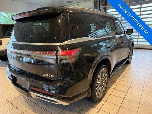 Certified 2025 INFINITI QX80 Pure w/ Cargo Package AWD/4WD image 11