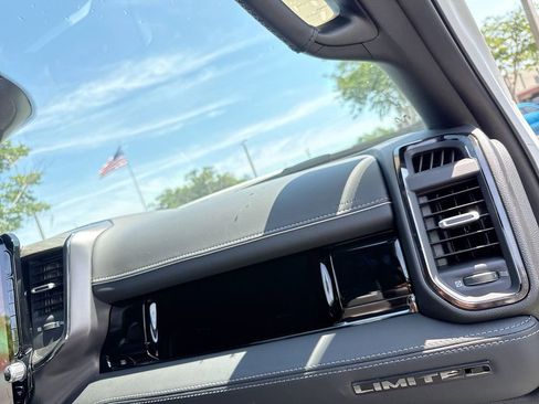 New 2026 RAM 2500 Limited AWD/4WD image 30