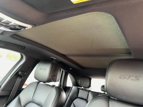 Used 2018 Porsche Macan GTS AWD/4WD image 19