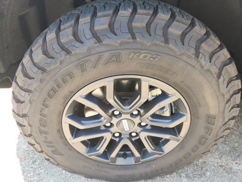 Certified 2025 Ford Ranger Raptor AWD/4WD image 13