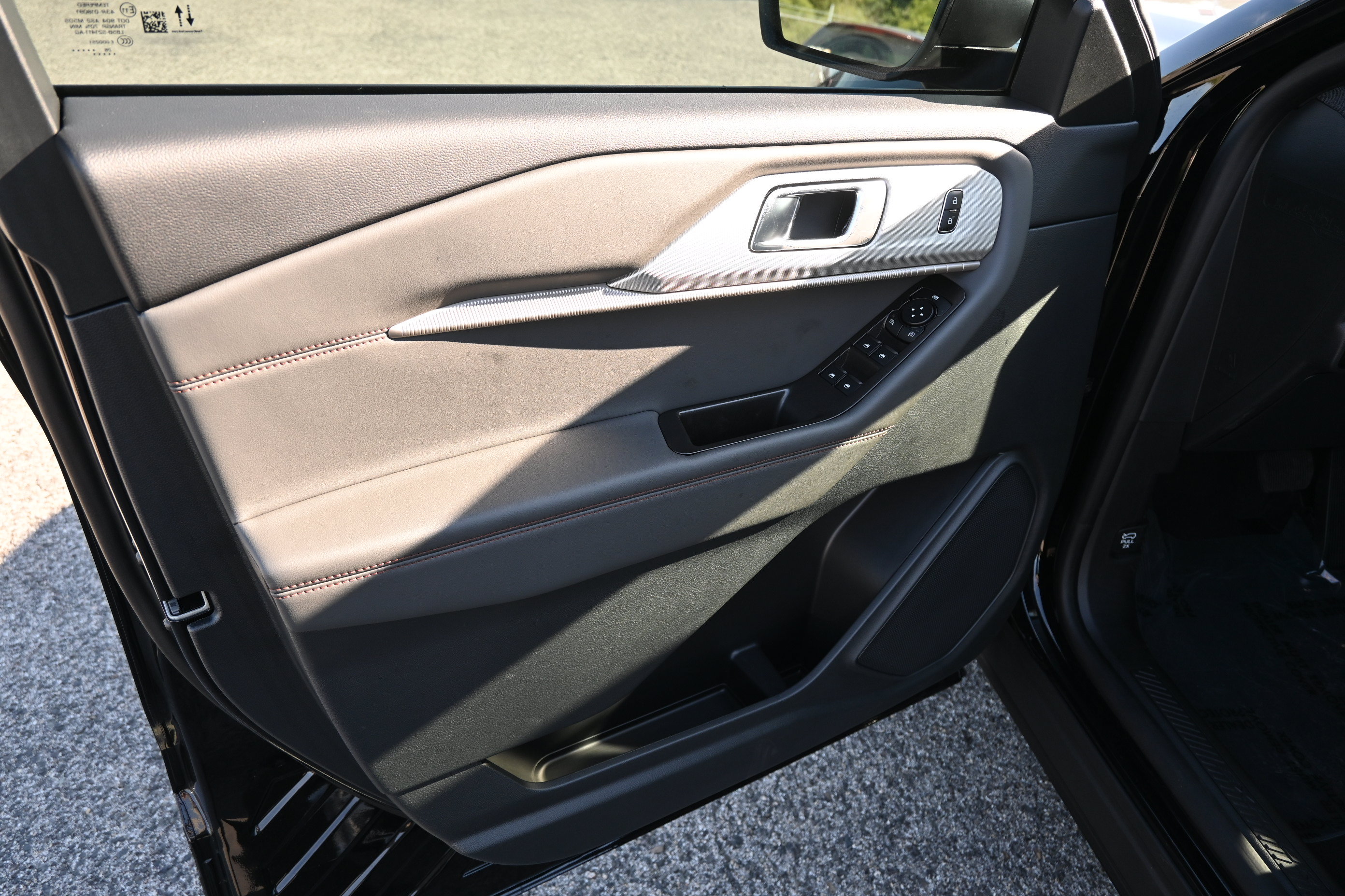 New 2027 Ford Explorer Active w/ Active Comfort Package RWD image 12