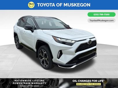 New 2025 Toyota RAV4 XSE w/ Weather Package