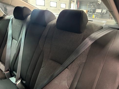 Certified 2023 Honda Accord EX image 18