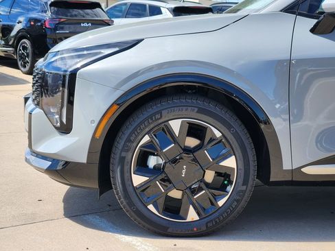 New 2026 Kia Sportage SX FWD image 5