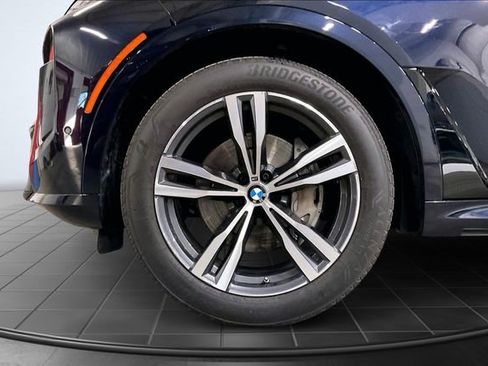 Used 2023 BMW X7 xDrive40i w/ Executive Package image 9