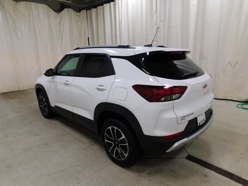 Used 2025 Chevrolet TrailBlazer LT image 16