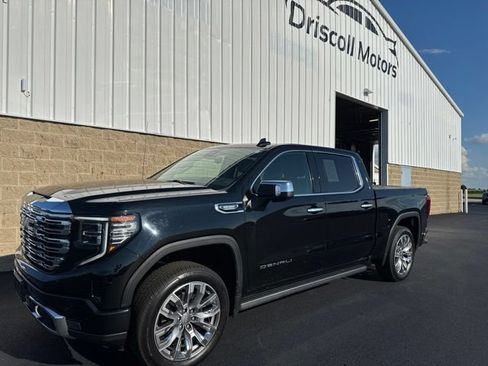 Used 2023 GMC Sierra 1500 Denali w/ Denali Reserve Package AWD/4WD image 2