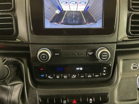 Used 2024 RAM ProMaster 3500 w/ Convenience Group image 18