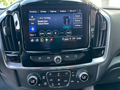 Used 2022 Chevrolet Traverse LT w/ LPO, Floor Liner Package AWD/4WD image 20