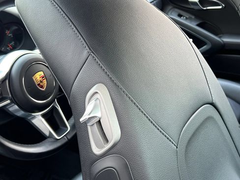 Used 2017 Porsche 911 Carrera RWD image 31