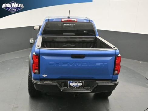 Used 2025 Chevrolet Colorado ZR2 w/ Technology Package AWD/4WD image 14