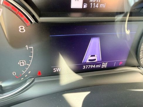 Used 2022 Cadillac XT5 Premium Luxury AWD/4WD image 23