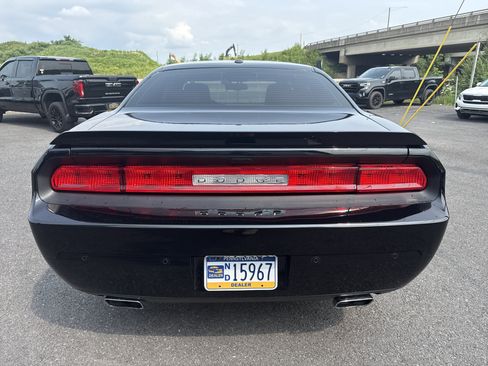 Used 2013 Dodge Challenger R/T Plus RWD image 4