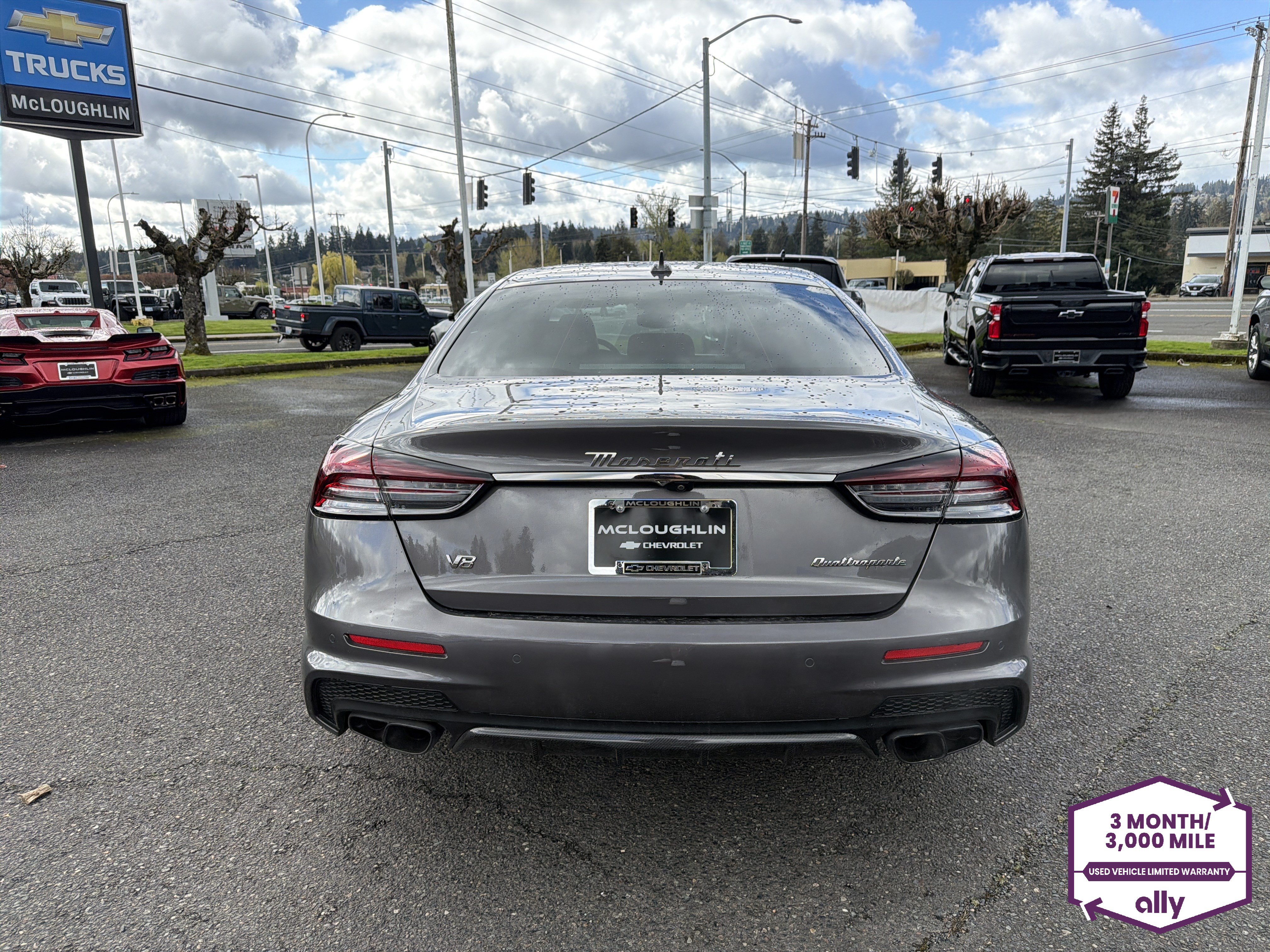 Used 2023 Maserati Quattroporte Trofeo RWD image 4