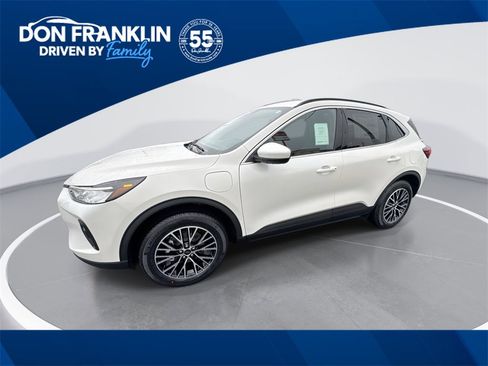 New 2026 Ford Escape SE image 1