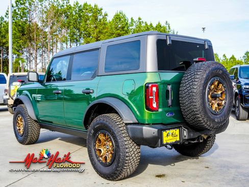 Used 2023 Ford Bronco Wildtrak image 5