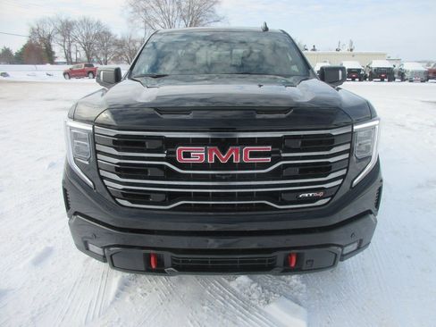 New 2026 GMC Sierra 1500 AT4 w/ AT4 Premium Package image 12