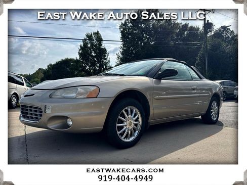 Used 2002 Chrysler Sebring Limited image 1