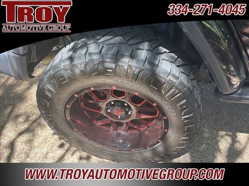 Used 2019 Jeep Wrangler Unlimited Sahara w/ Quick Order Package 24M Moab image 23