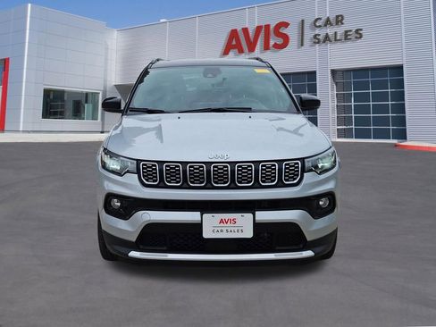 Used 2025 Jeep Compass Limited AWD/4WD image 10