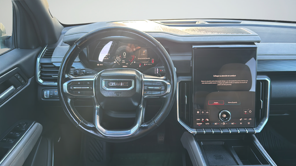 Certified 2025 GMC Acadia Elevation w/ Black Edition FWD image 12