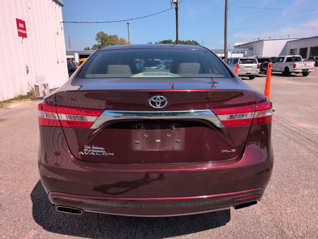 Used 2014 Toyota Avalon XLE Premium FWD image 7